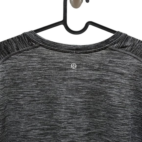 Lululemon Mens Metal Vent Tech Short Sleeve Heathered Gray - Picture 4 of 6